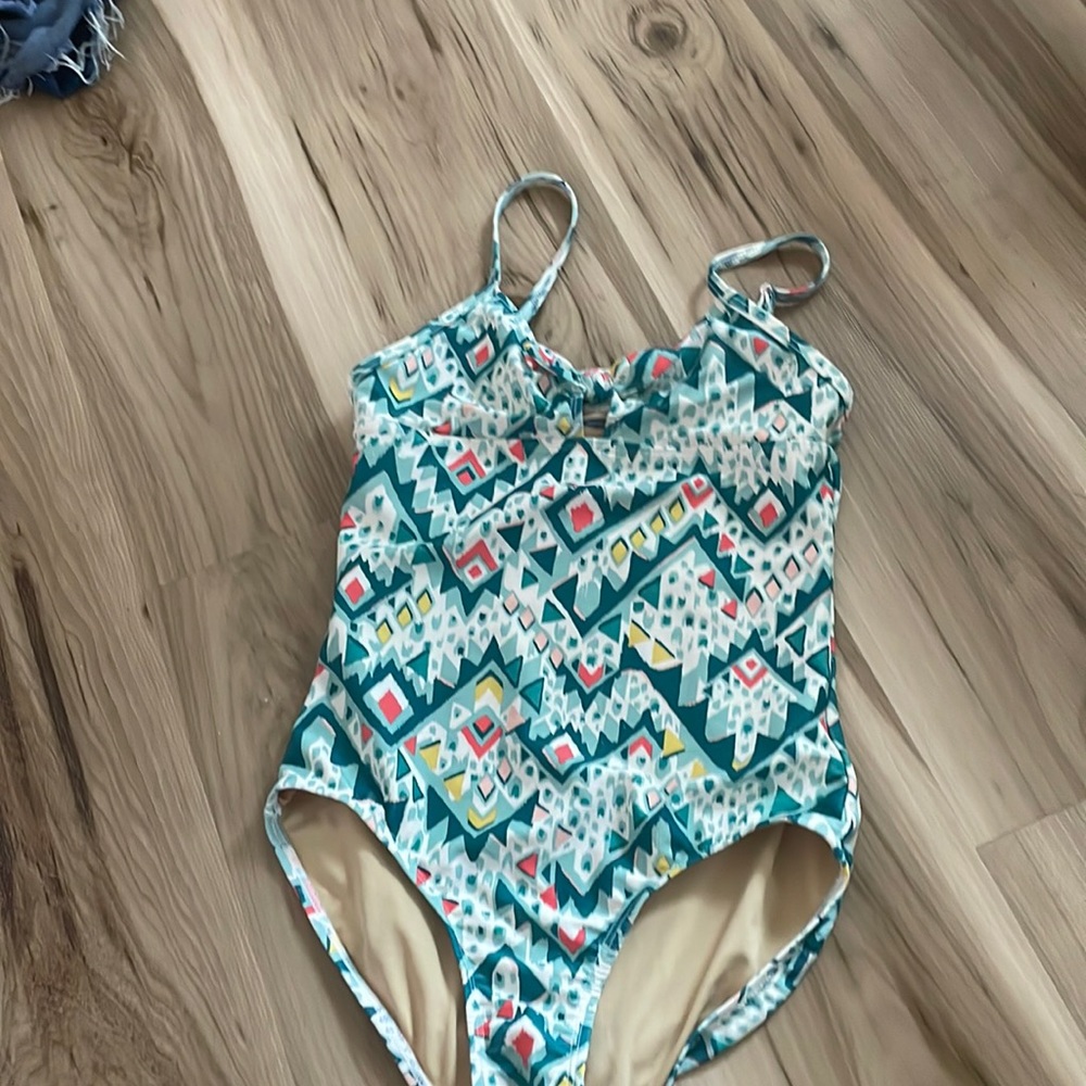 Old Navy colorful bathing suit